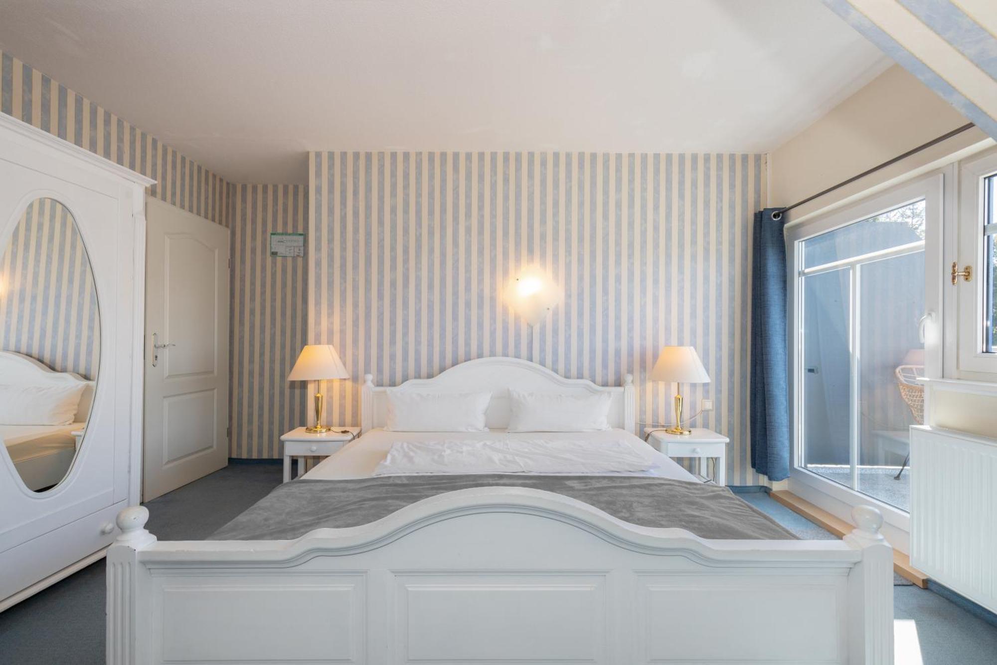 Hotel Klaus Stoertebeker Ralswiek Eksteriør billede